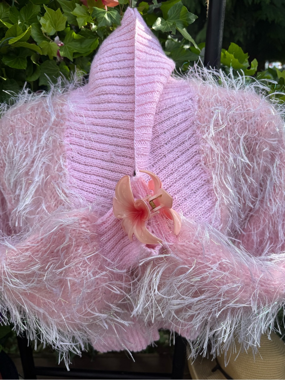 Like 🆕 Feather & tinsel textured Cropped pink Cardigan Jacket excellent conditio - Picture 8 of 12